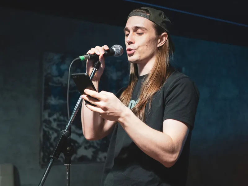 Wrong Room, Wrong Poem: How Your Venue's Architecture Is Secretly Sabotaging Your Set